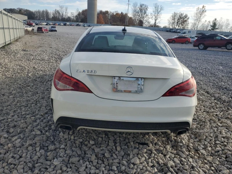 Mercedes-Benz CLA 250 AMG* Harman/Kardon* Keyless* Подгрев* , снимка 6 - Автомобили и джипове - 48389080