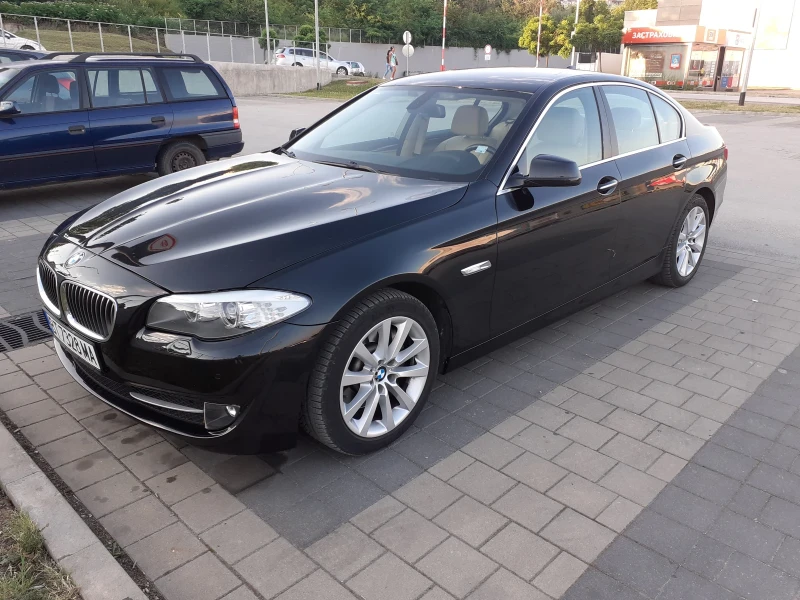 BMW 525, снимка 1 - Автомобили и джипове - 48551296