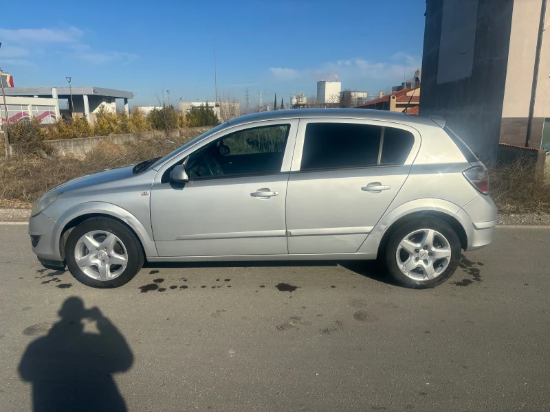 Opel Astra, снимка 3 - Автомобили и джипове - 48801622