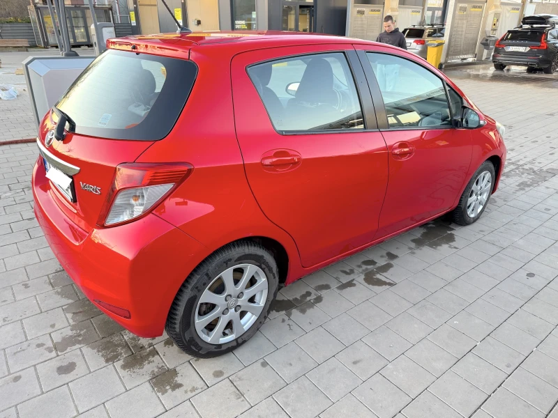 Toyota Yaris, снимка 5 - Автомобили и джипове - 49466360