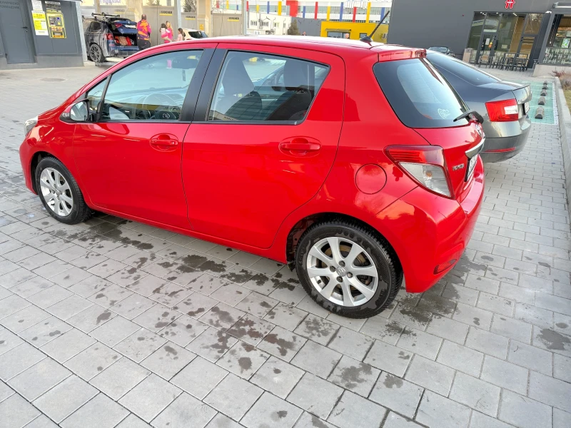 Toyota Yaris, снимка 4 - Автомобили и джипове - 49466360