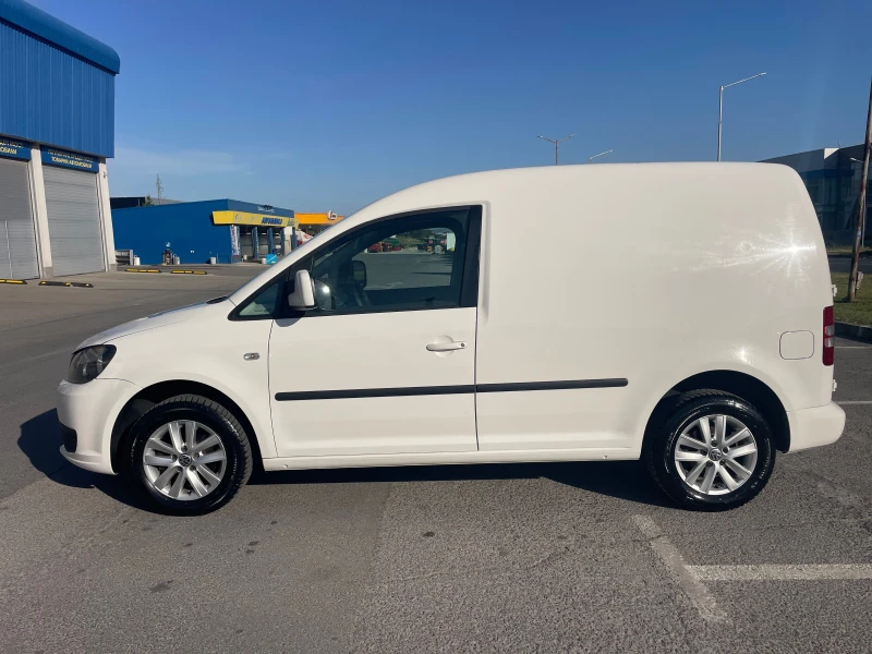 VW Caddy, снимка 8 - Автомобили и джипове - 50887256