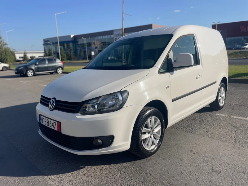 VW Caddy, снимка 16 - Автомобили и джипове - 50887256