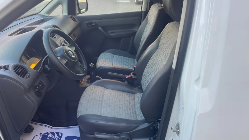 VW Caddy, снимка 10 - Автомобили и джипове - 50887256