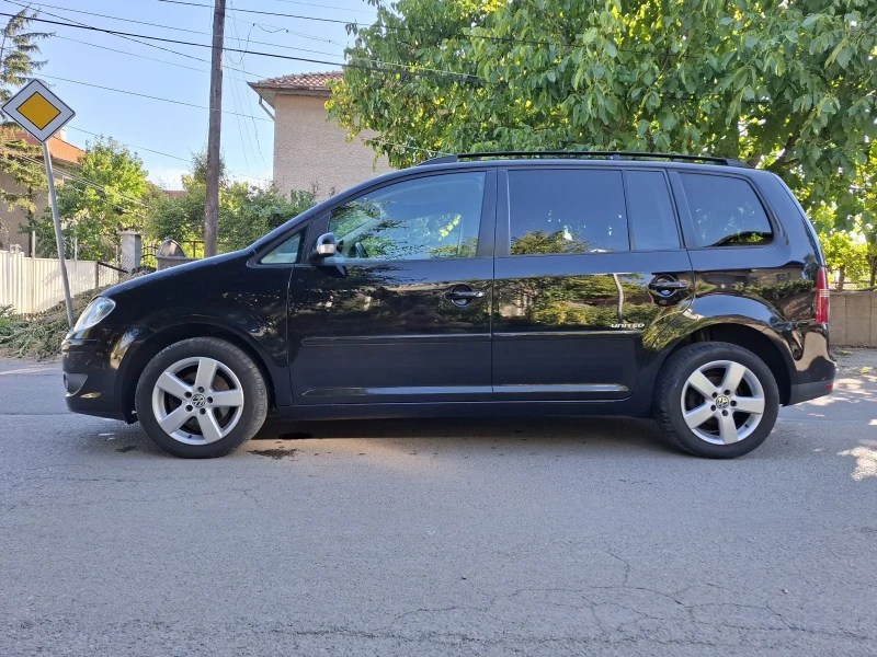 VW Touran 2.0BMM , UNITED&#34; NAVI, снимка 2 - Автомобили и джипове - 51775418