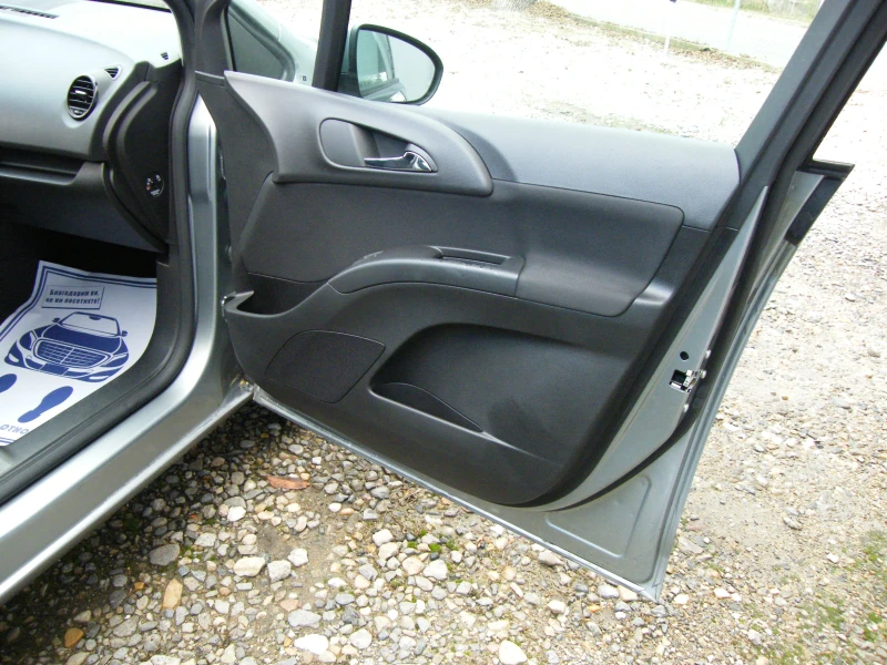 Opel Meriva 1.4i 103 000km GAZ инжекцион, снимка 15 - Автомобили и джипове - 52503460