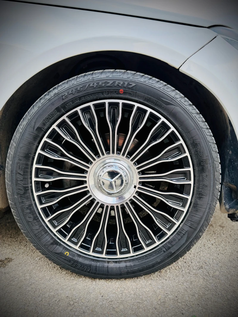 Mercedes-Benz E 220, снимка 6 - Автомобили и джипове - 52593758