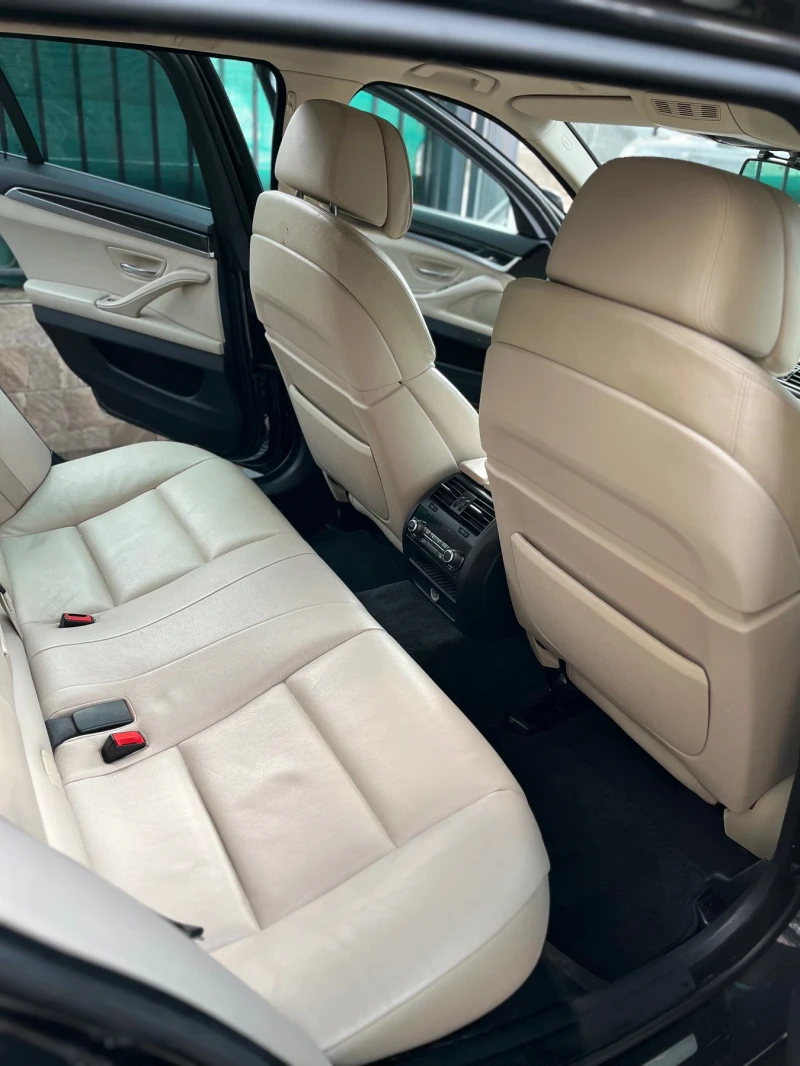 BMW 525 525 twin-turbo XDrive, снимка 12 - Автомобили и джипове - 52798047
