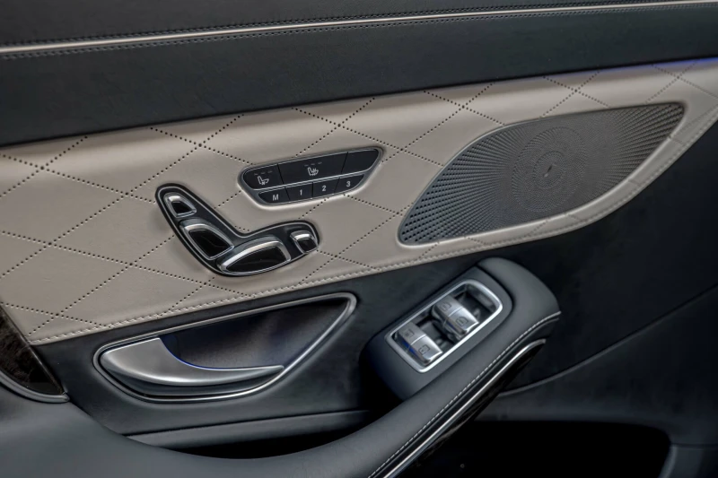 Mercedes-Benz S 500 Maybach/4Matic/Exclusive/Ambient/Panorama/Memory, снимка 10 - Автомобили и джипове - 53514058
