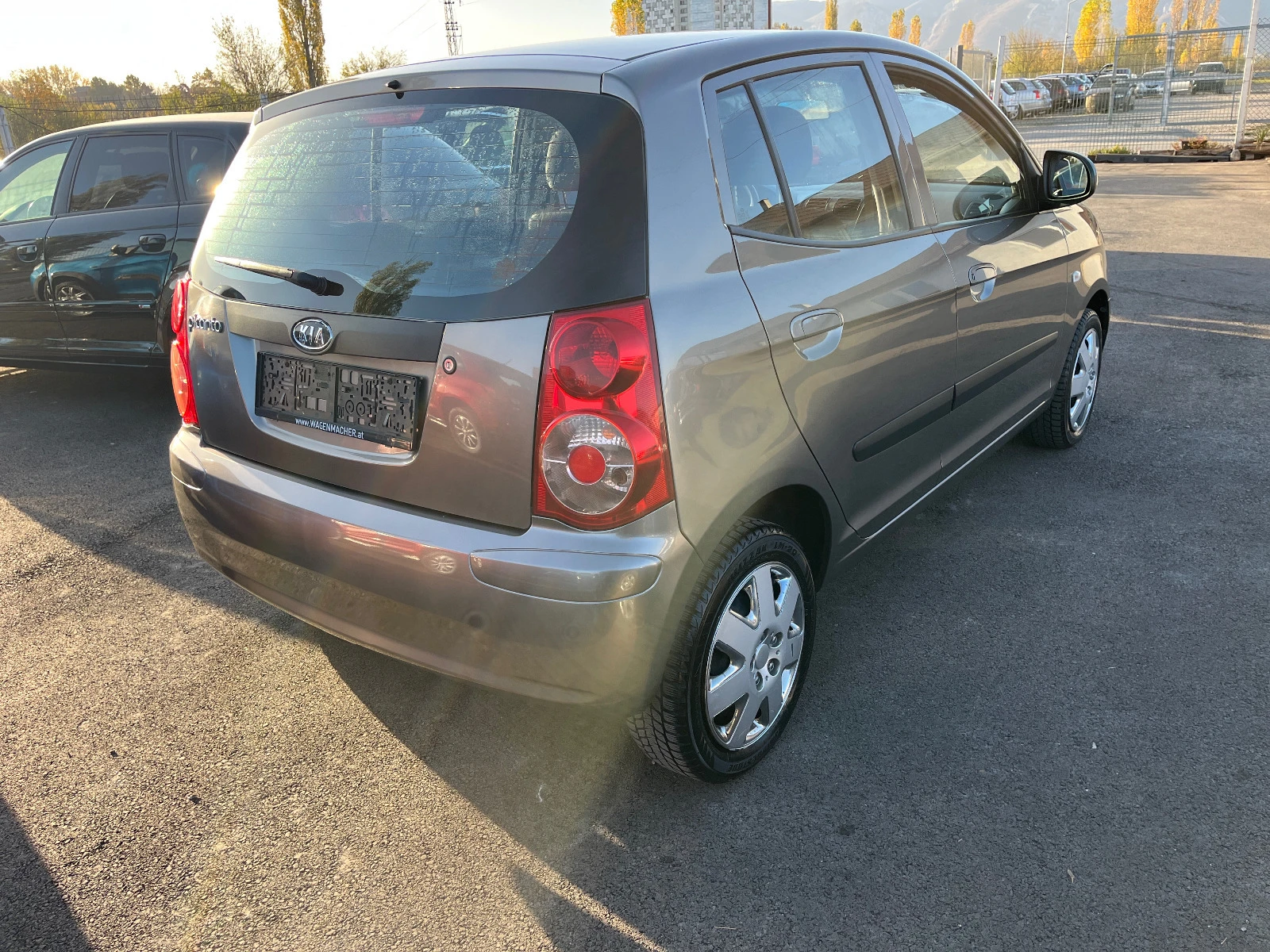 Kia Picanto 1.0бензин - изображение 6