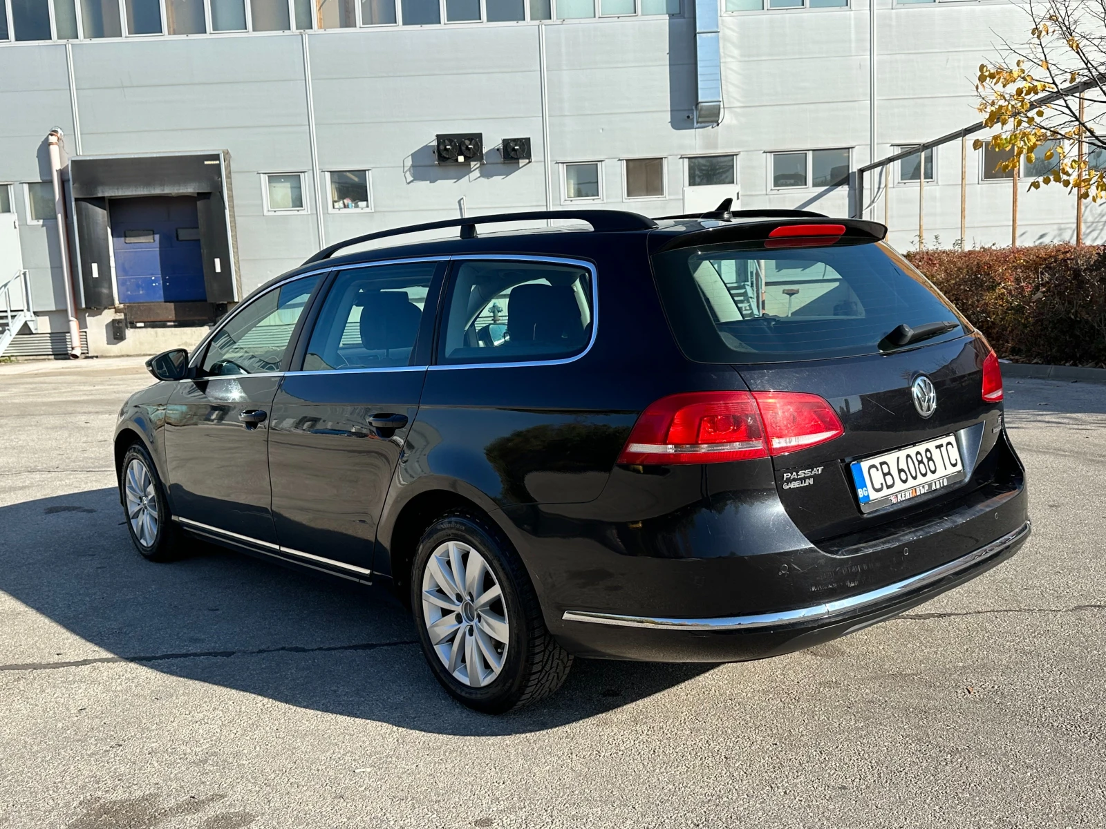 VW Passat 1.4TSI * ЗАВОДСКИ МЕТАН * НАВИГАЦИЯ! - изображение 3