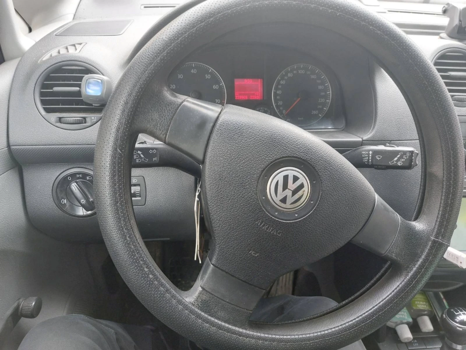 VW Caddy  - изображение 2