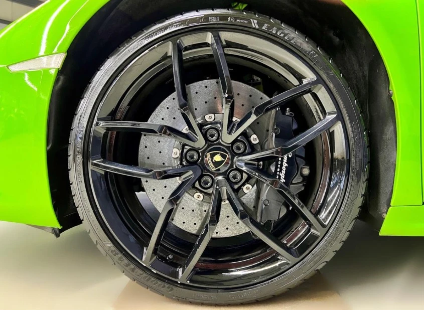 Lamborghini Huracan LP 610 5.2 V10 - изображение 5