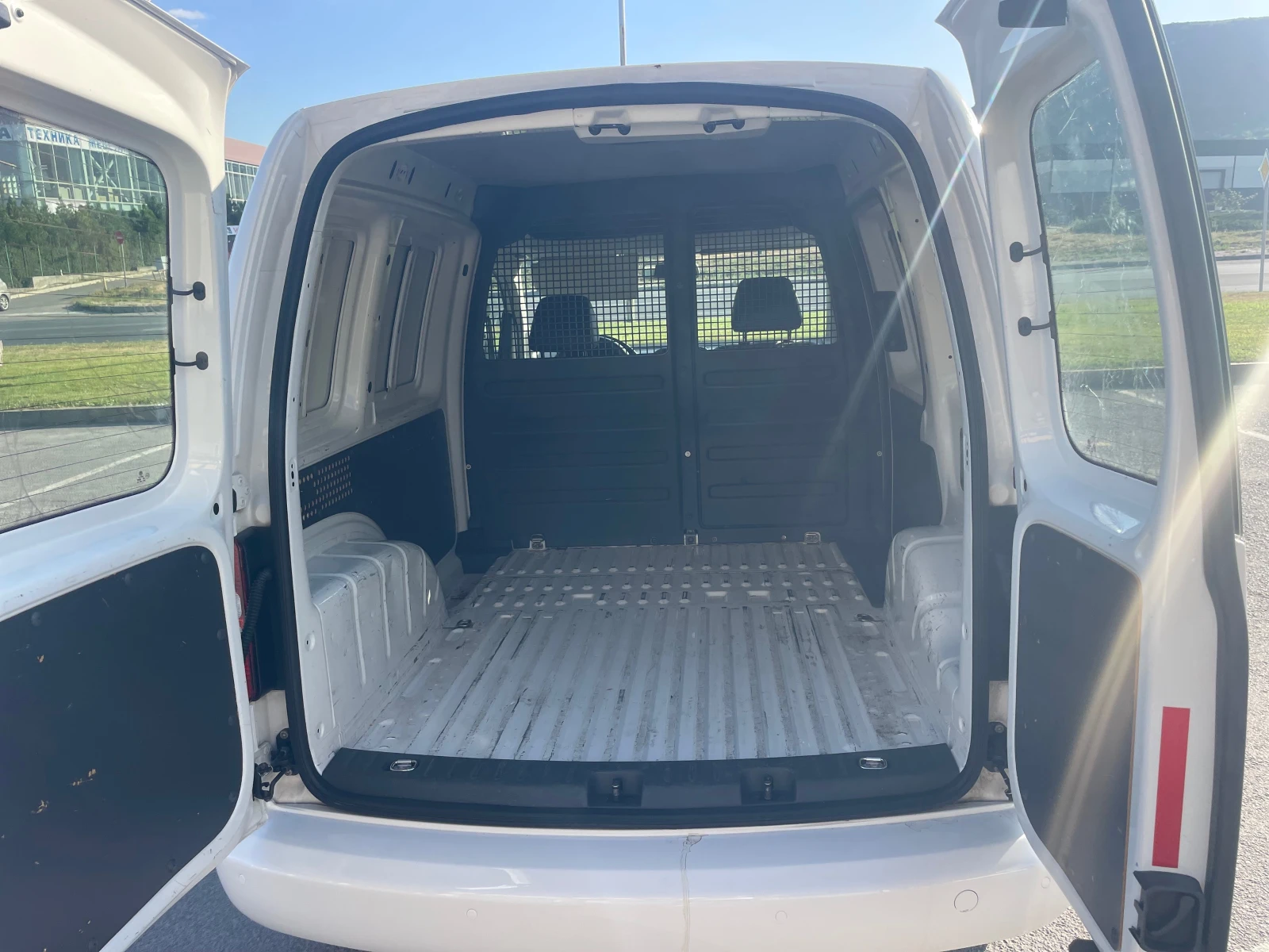 VW Caddy  - изображение 9