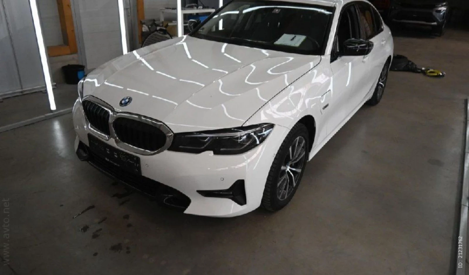 BMW 330 e xDrive Sport line.Hybrid | Mobile.bg   1