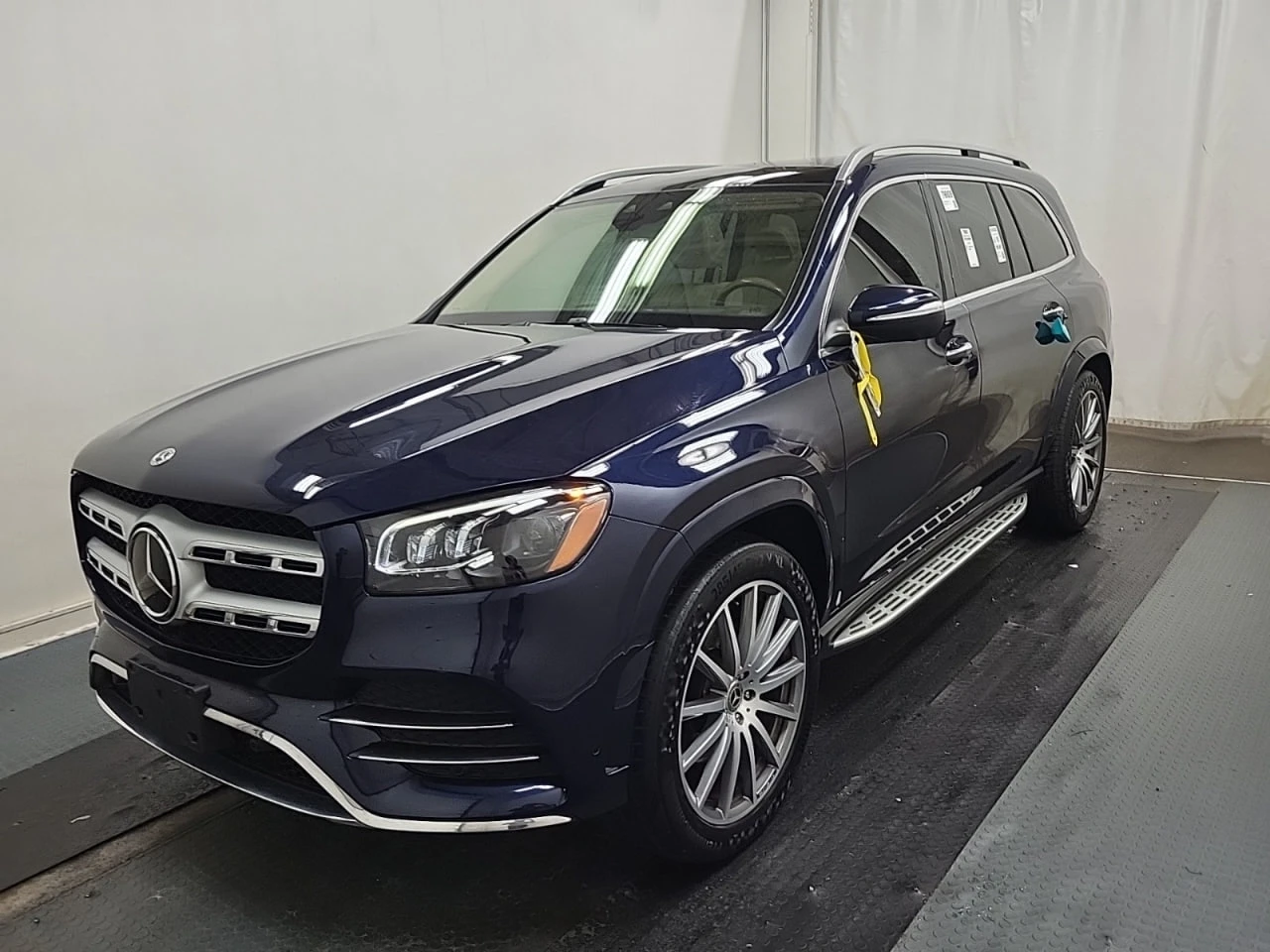 Mercedes-Benz GLS 450 * CARFAX * АВТО КРЕДИТ * ЦЕНА ДО БГ! - изображение 3
