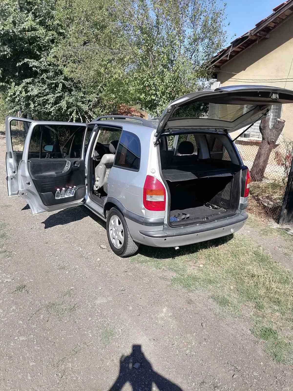 Opel Zafira  - изображение 8