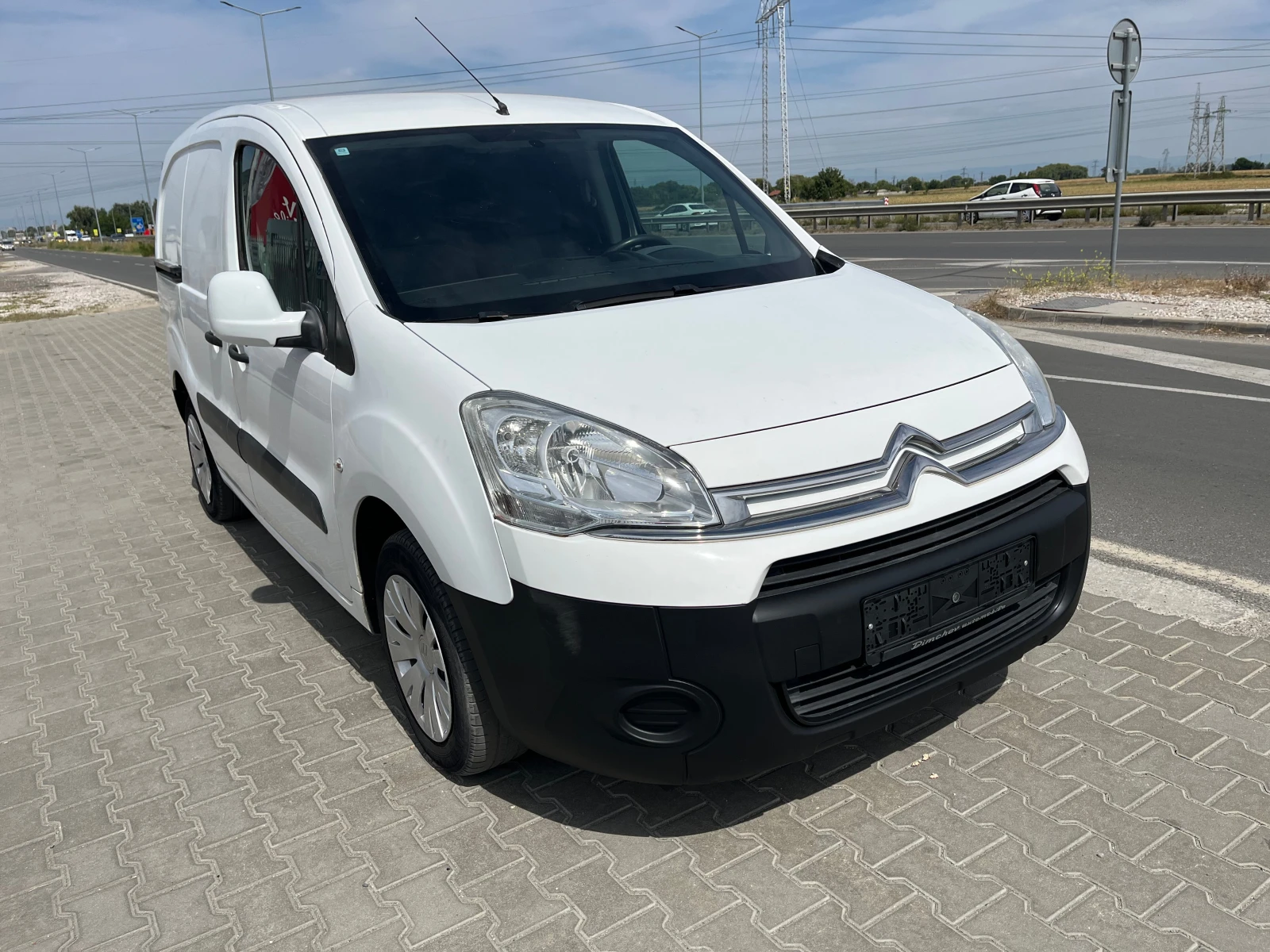 Citroen Berlingo 1.6 HDI Euro5 - изображение 2
