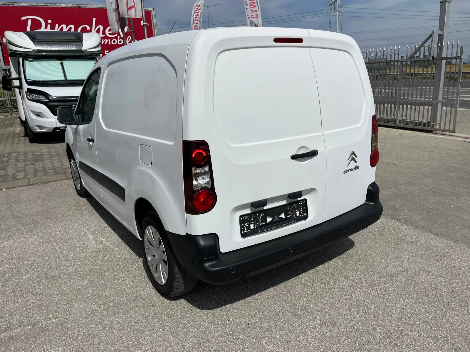 Citroen Berlingo 1.6 HDI Euro5 - изображение 5