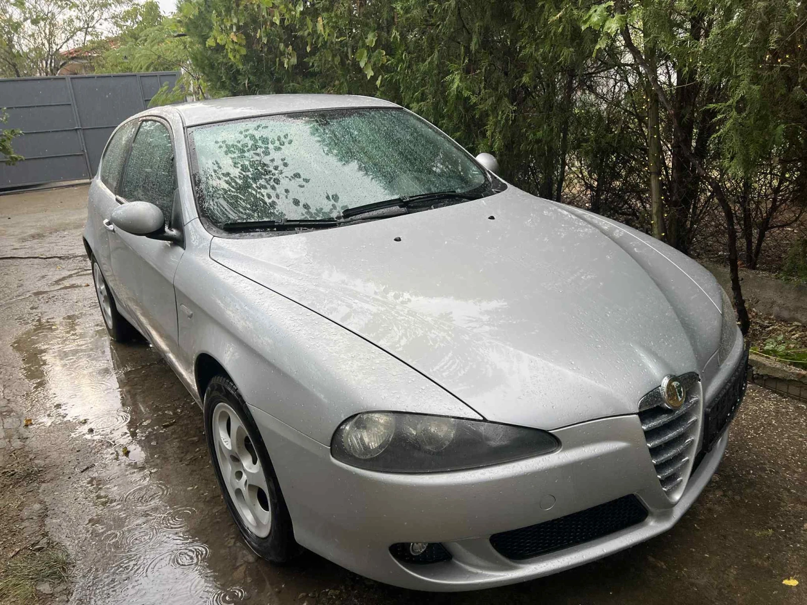 Alfa Romeo 147 1.6 tspark - изображение 2