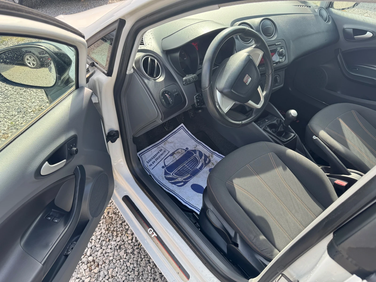 Seat Ibiza 1.2 / 75ps  - изображение 9