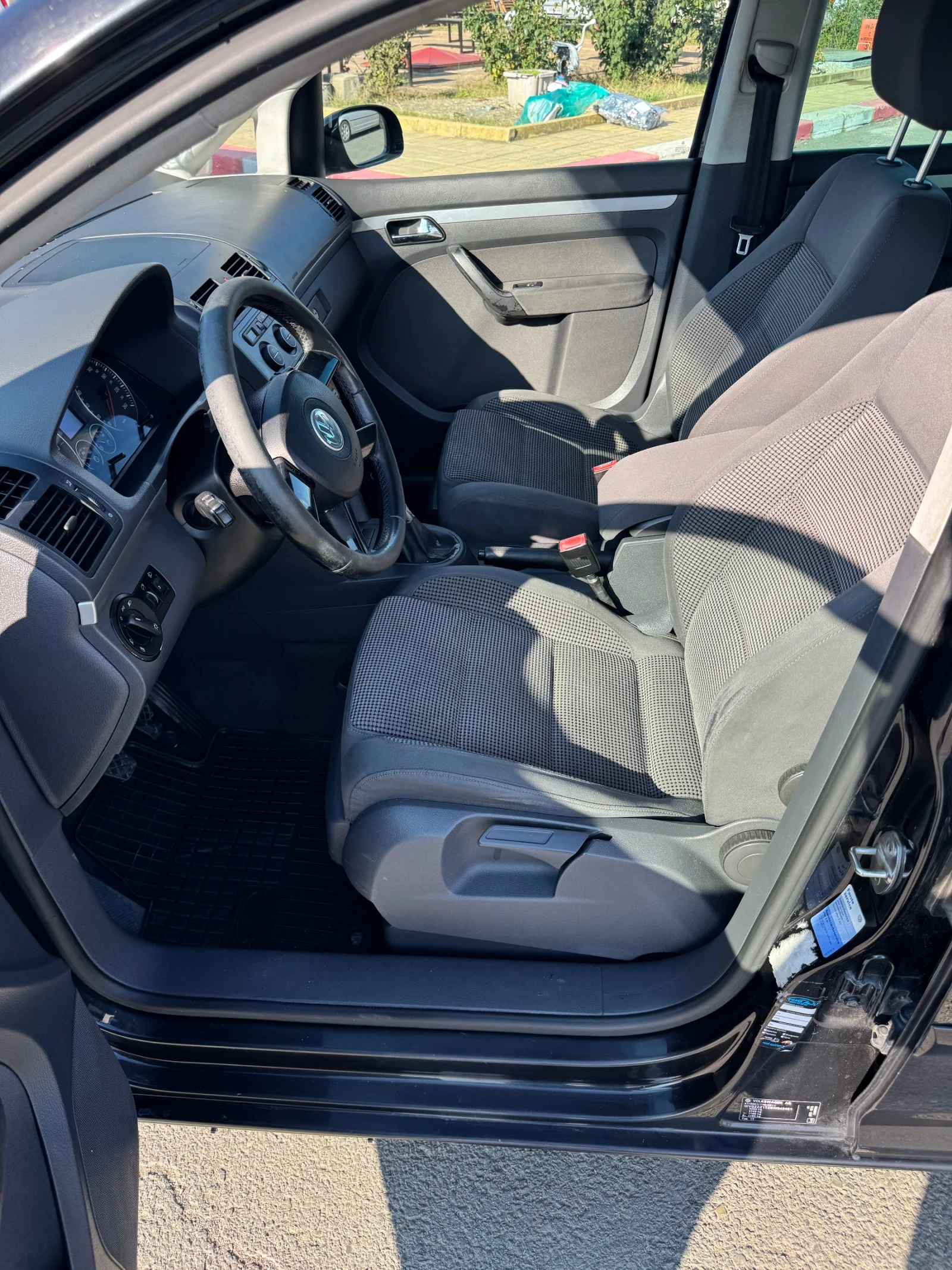 VW Touran  - изображение 10