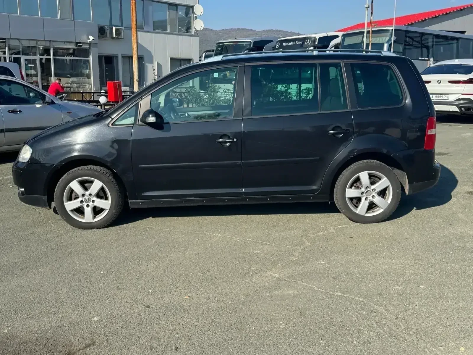 VW Touran  - изображение 2