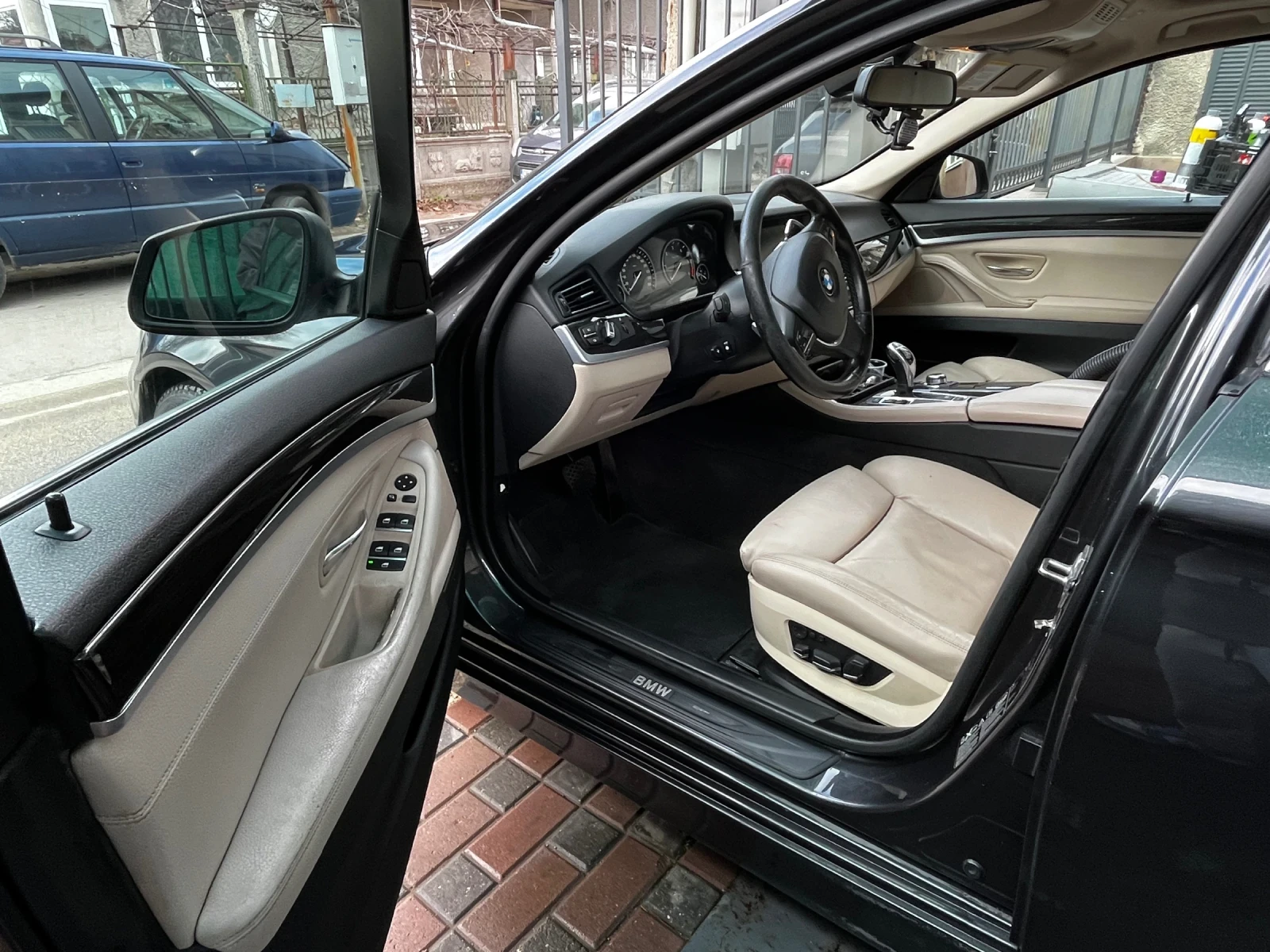 BMW 525 525 twin-turbo XDrive - изображение 7