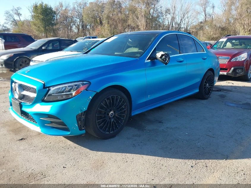 Mercedes-Benz C 300 2020 MERCEDES-BENZ C 300 4MATIC - изображение 3