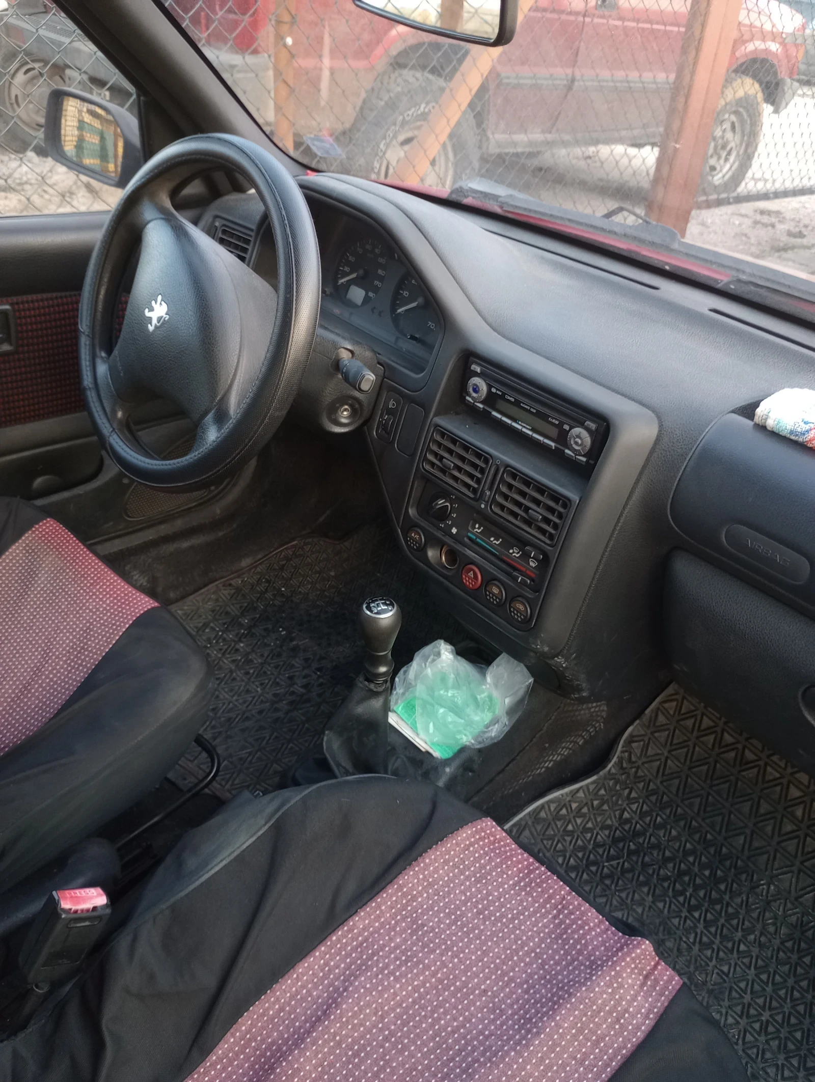 Peugeot 106, снимка 4 - Автомобили и джипове - 53818432