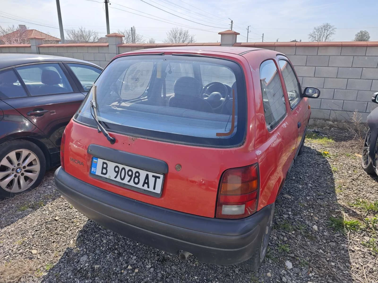Nissan Micra 1.0, снимка 4 - Автомобили и джипове - 54010065