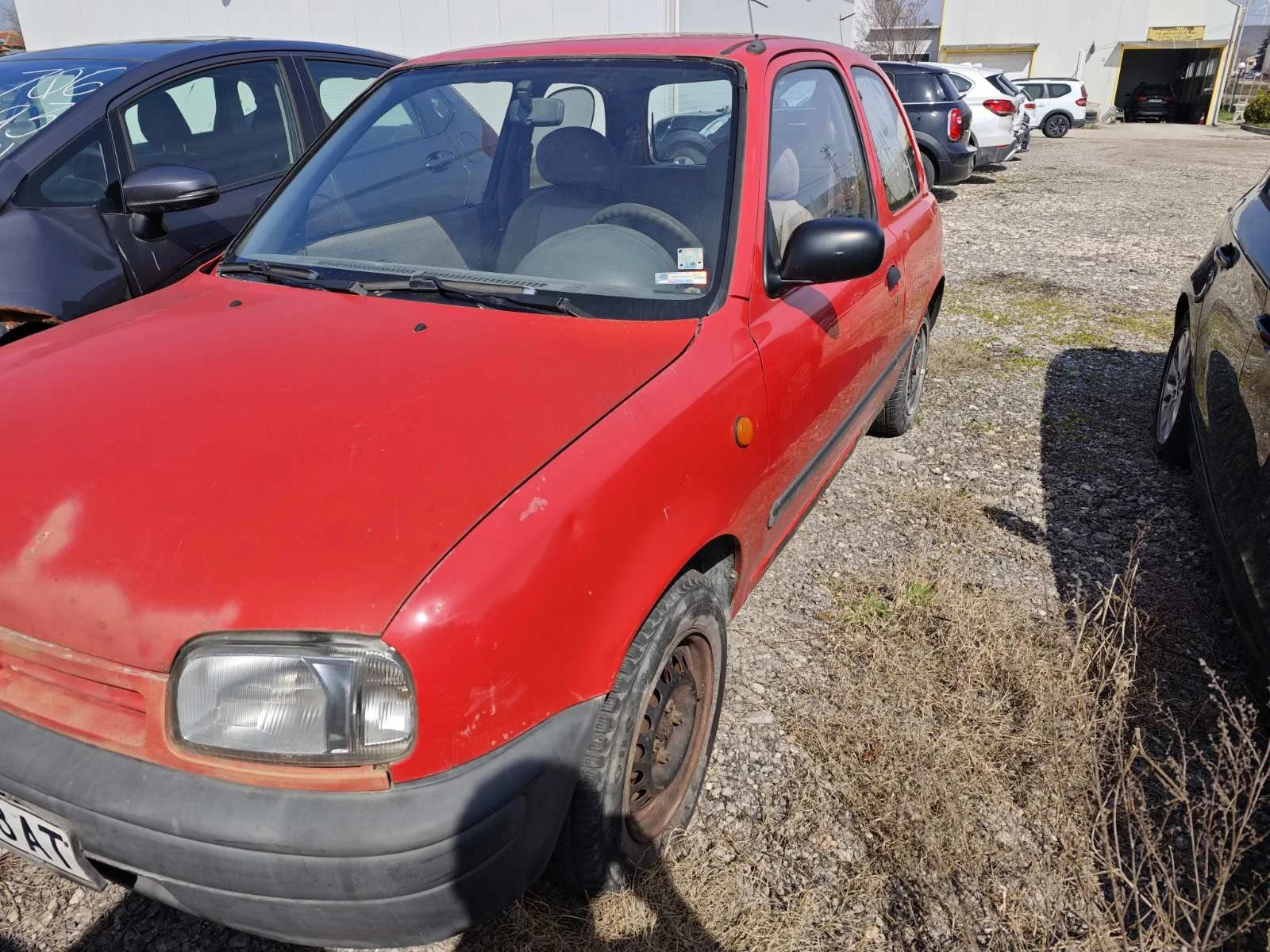 Nissan Micra 1.0, снимка 2 - Автомобили и джипове - 54010065