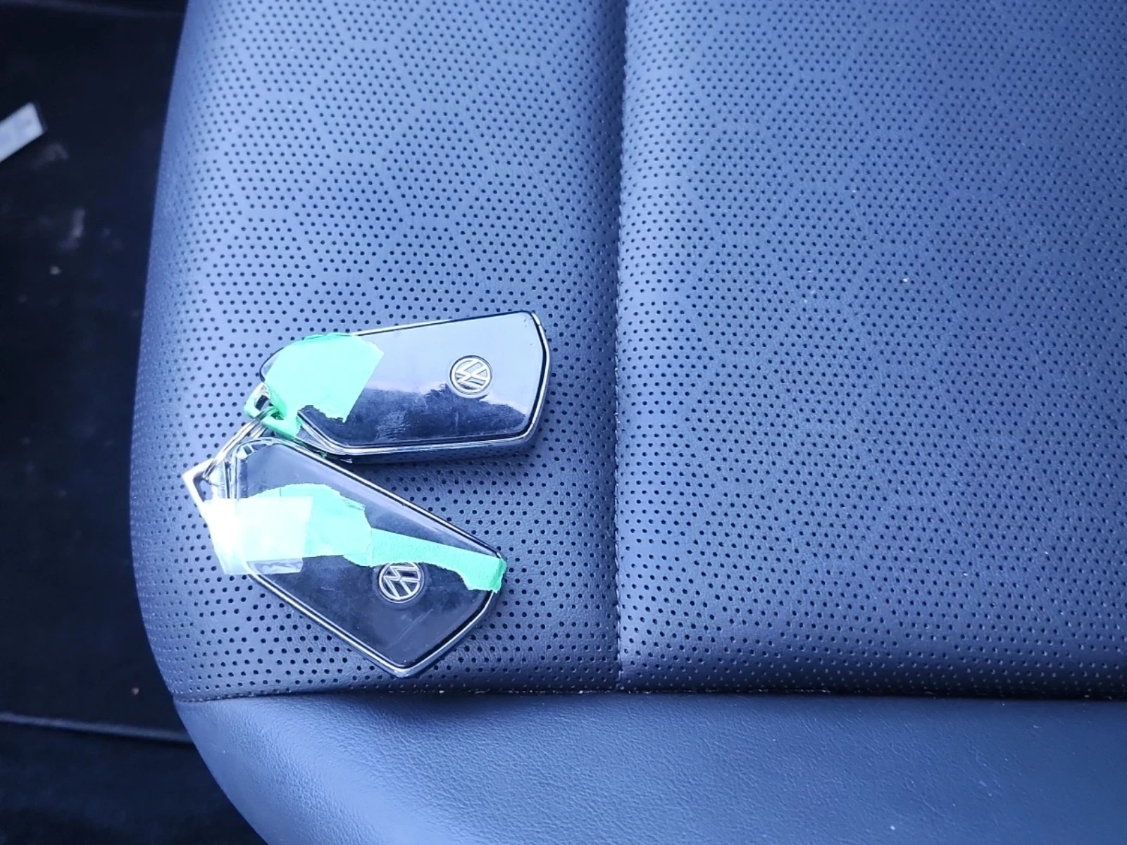 VW ID.4 PRO | ДВА КЛЮЧА | KEYLESS | ЗАДНА КАМЕРА | , снимка 7 - Автомобили и джипове - 54152585