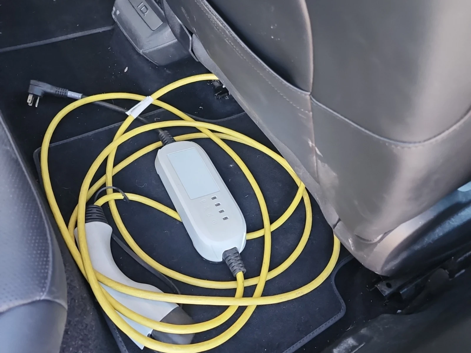 VW ID.4 PRO | ДВА КЛЮЧА | KEYLESS | ЗАДНА КАМЕРА | , снимка 13 - Автомобили и джипове - 54152585