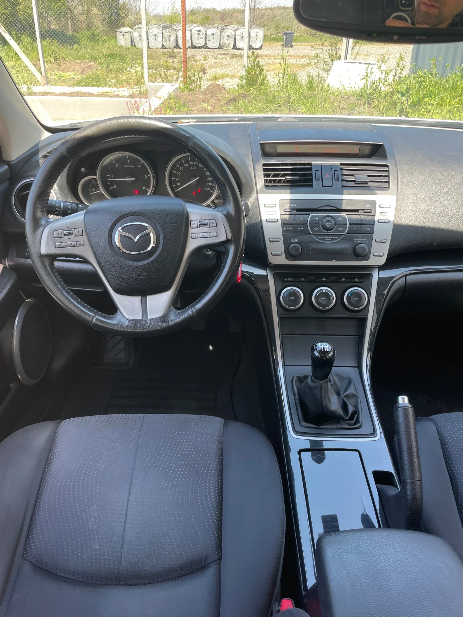 Mazda 6 2.2D, снимка 10 - Автомобили и джипове - 54332319