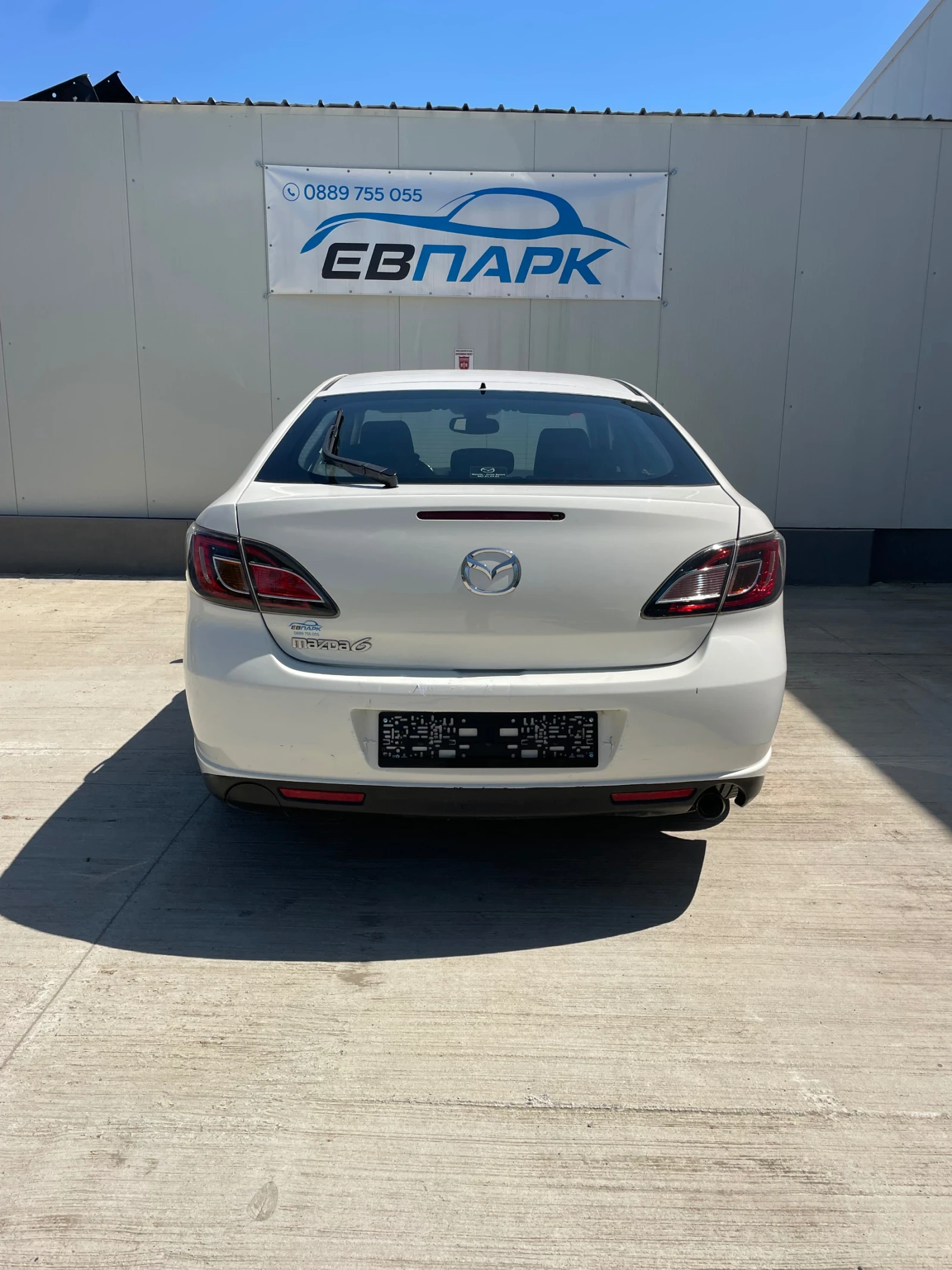 Mazda 6 2.2D, снимка 4 - Автомобили и джипове - 54332319