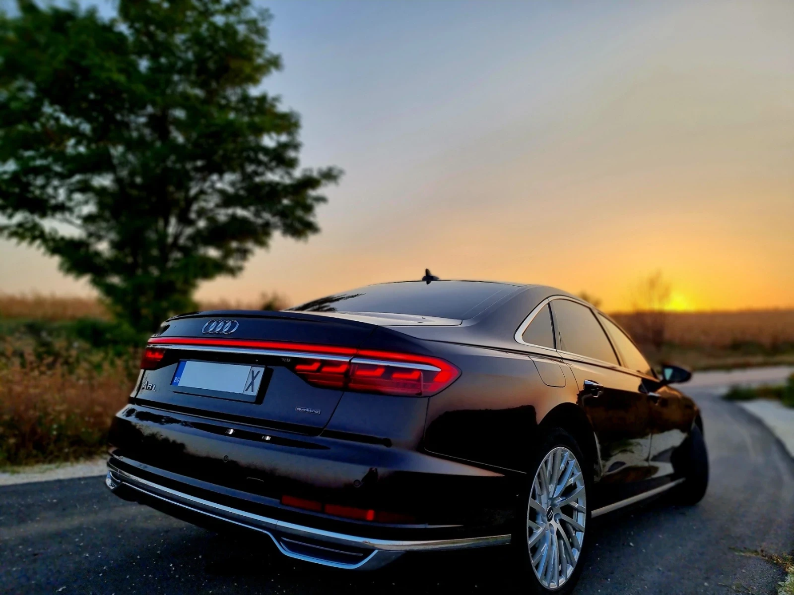 Audi A8, снимка 4 - Автомобили и джипове - 54341803