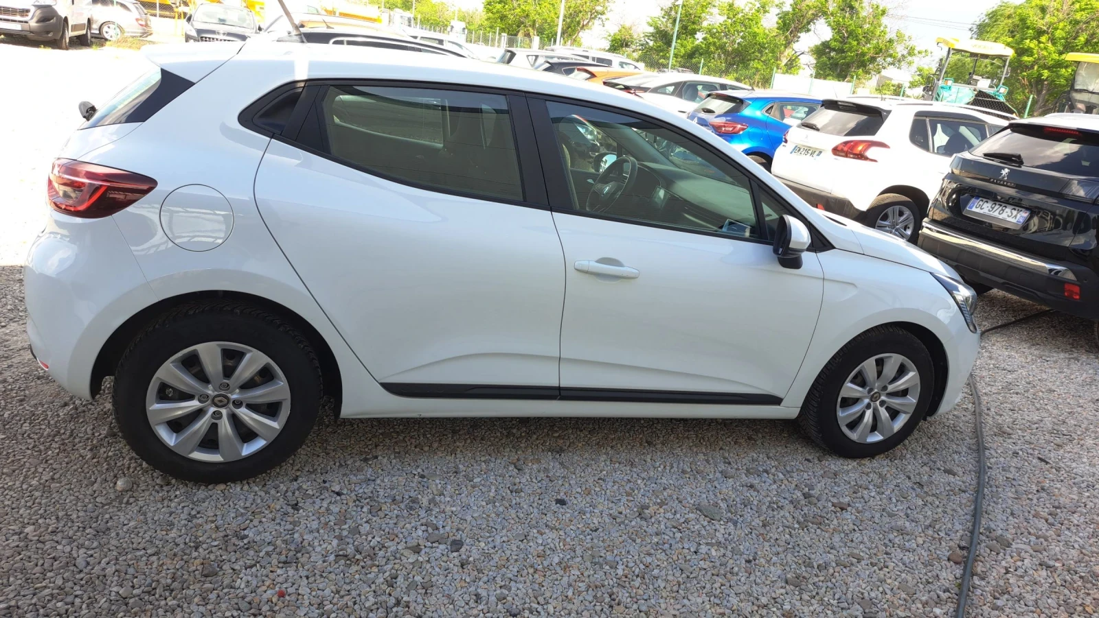 Renault Clio 1.5 DCI, снимка 7 - Автомобили и джипове - 54763554