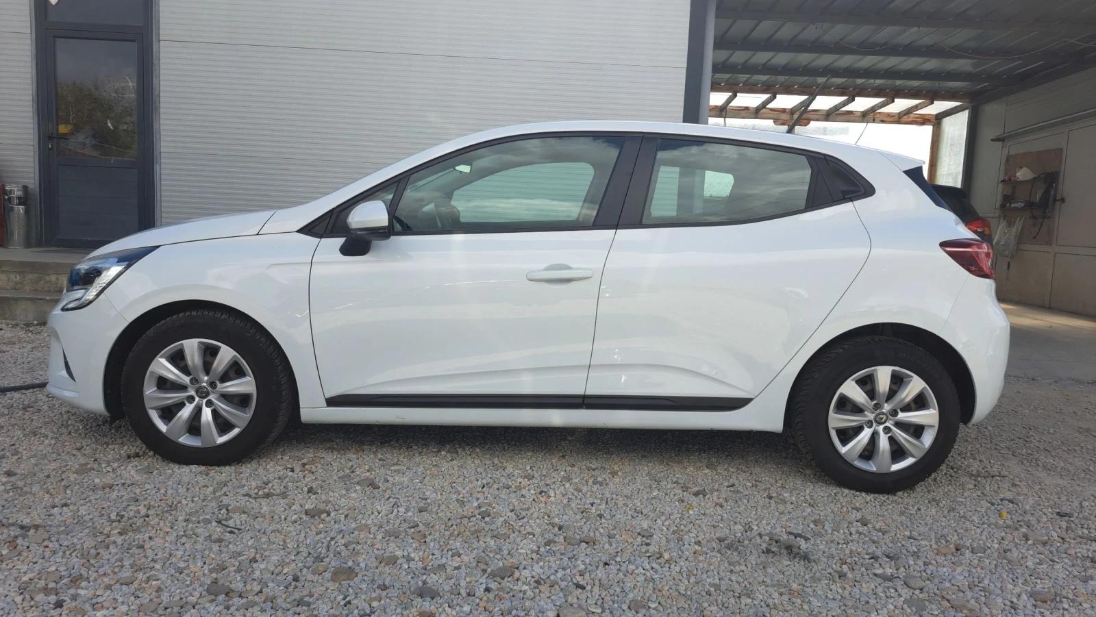 Renault Clio 1.5 DCI, снимка 3 - Автомобили и джипове - 54763554