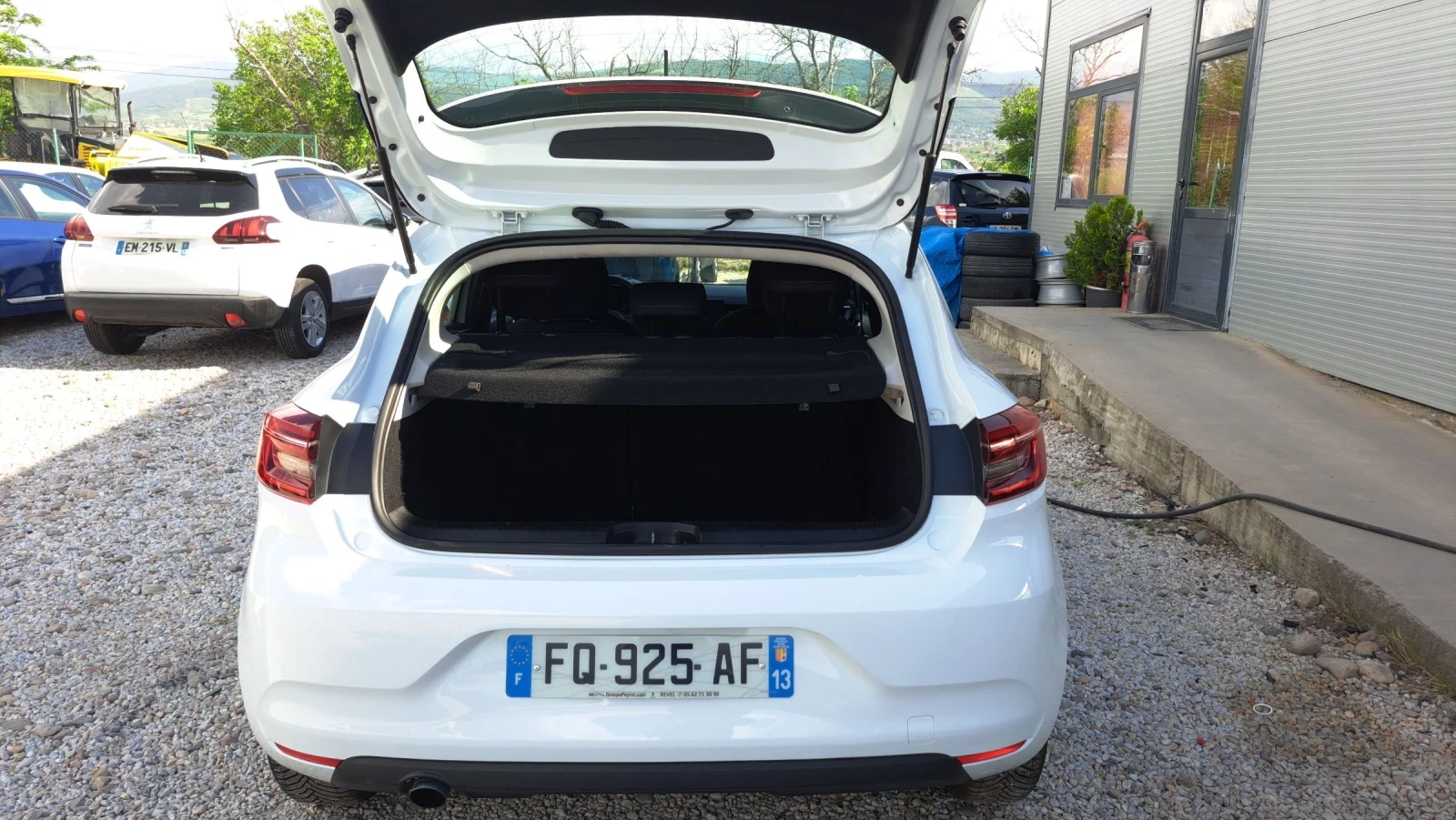 Renault Clio 1.5 DCI, снимка 15 - Автомобили и джипове - 54763554