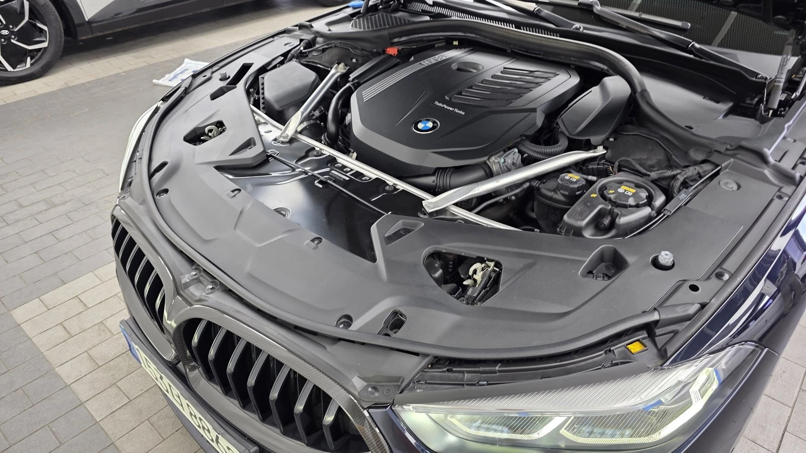 BMW 840 ЛЮК* HUD* 360* ПОДГРЕВ ВОЛАН* КРАЙНА ЦЕНА, снимка 5 - Автомобили и джипове - 55344696