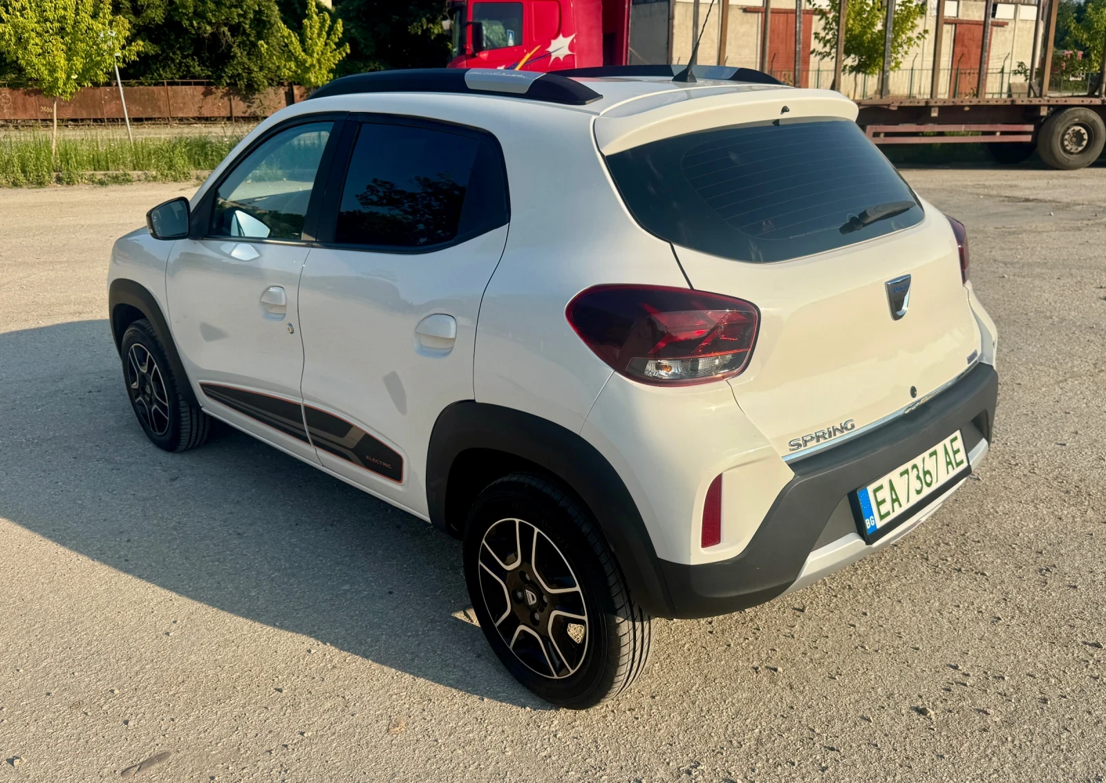 Dacia Spring, снимка 9 - Автомобили и джипове - 55566212