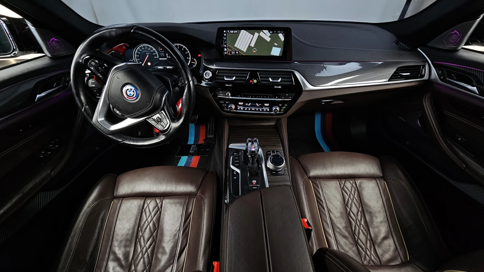 BMW 530 ЕЛ. БАГАЖНИК* 360* BLIND SPOT* HUD* КРАЙНА ЦЕНА, снимка 7 - Автомобили и джипове - 55593875