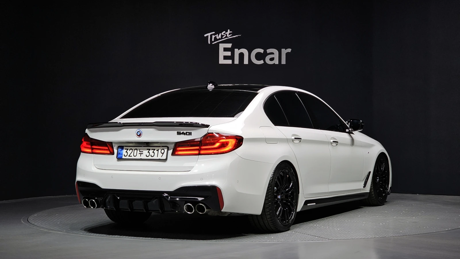 BMW 530 ЕЛ. БАГАЖНИК* 360* BLIND SPOT* HUD* КРАЙНА ЦЕНА, снимка 2 - Автомобили и джипове - 55593875