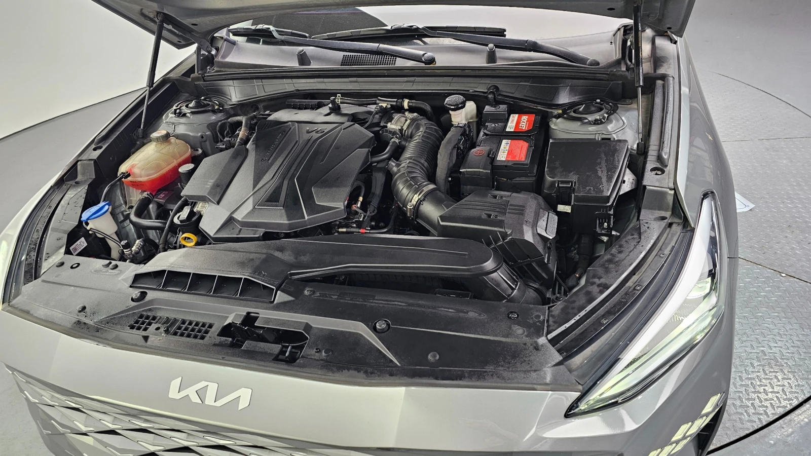 Kia K8 3.5 LPG * ПОДГРЕВ/ОБДУХВАНЕ СЕДАЛКИ* , снимка 5 - Автомобили и джипове - 55603751