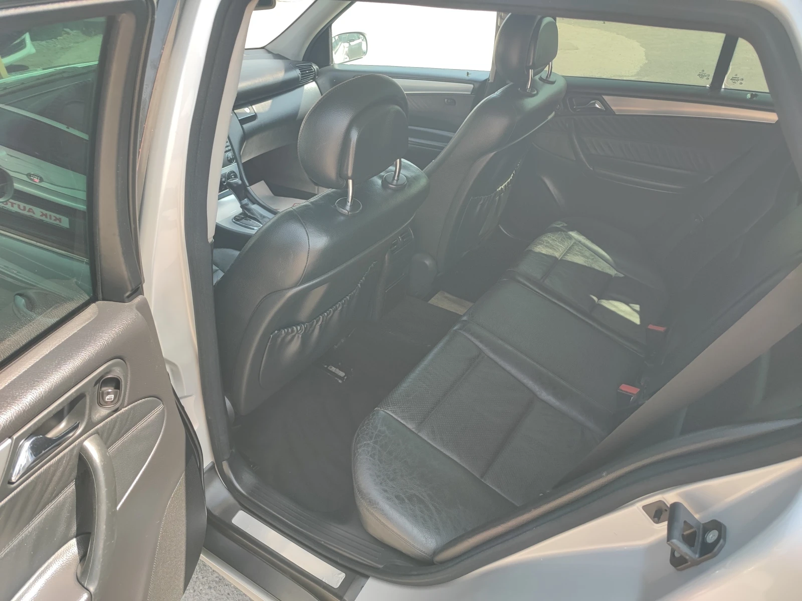 Mercedes-Benz C 220 2.2D-150ks-FACE-AВТОМАТ-КОЖА, снимка 14 - Автомобили и джипове - 55886663