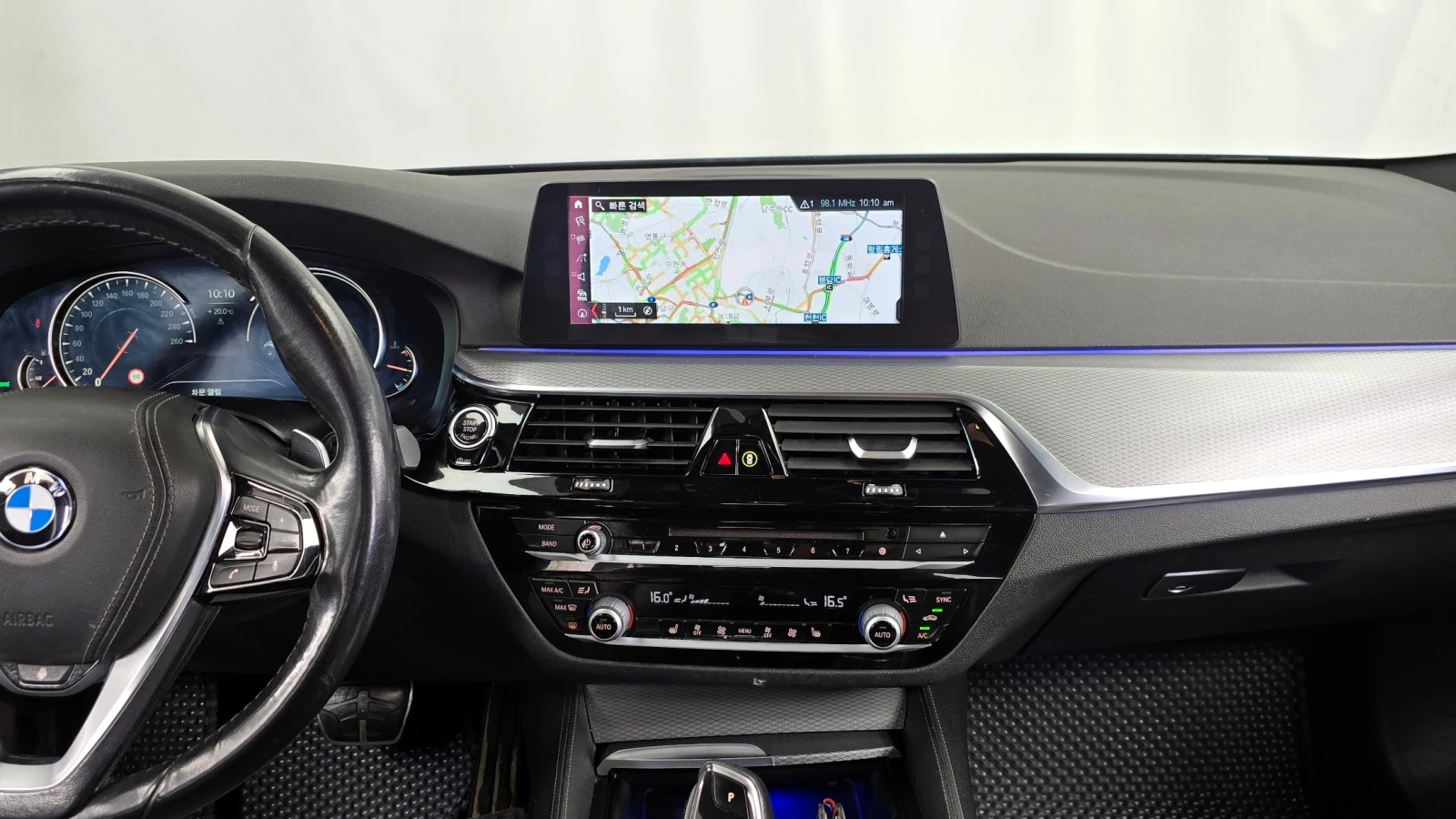 BMW 530 i ' XDRIVE ' M PKG ' DISTRONIC ' H, снимка 12 - Автомобили и джипове - 55902884
