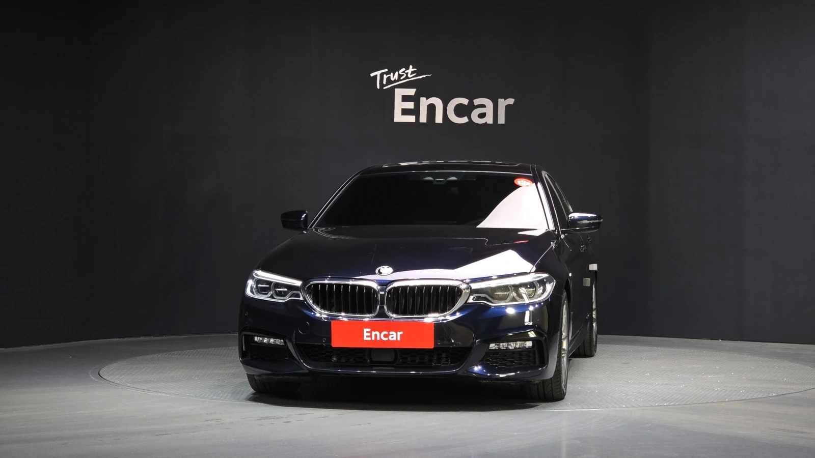 BMW 530 i ' XDRIVE ' M PKG ' DISTRONIC ' H, снимка 3 - Автомобили и джипове - 55902884