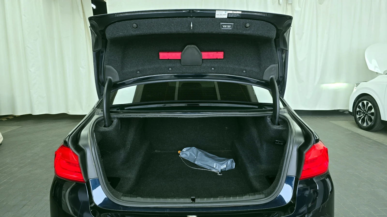 BMW 530 i ' XDRIVE ' M PKG ' DISTRONIC ' H, снимка 16 - Автомобили и джипове - 55902884
