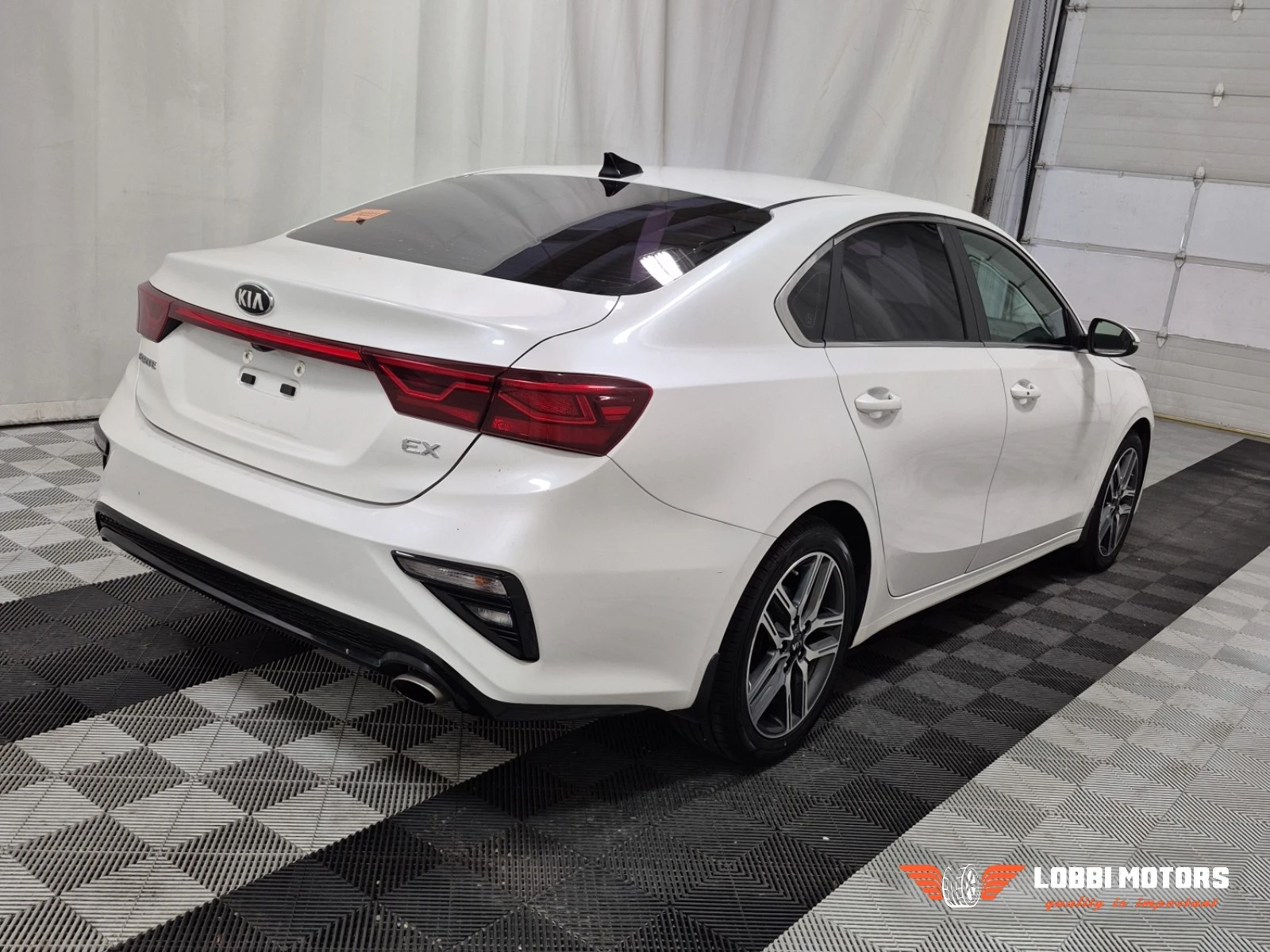 Kia Forte | Mobile.bg � ����������� 3
